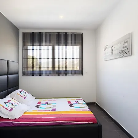 Family-friendly In With Private Pool Vila
