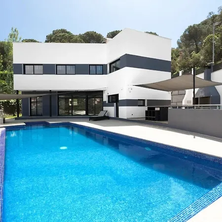 Villa Family-friendly In With Private Pool *