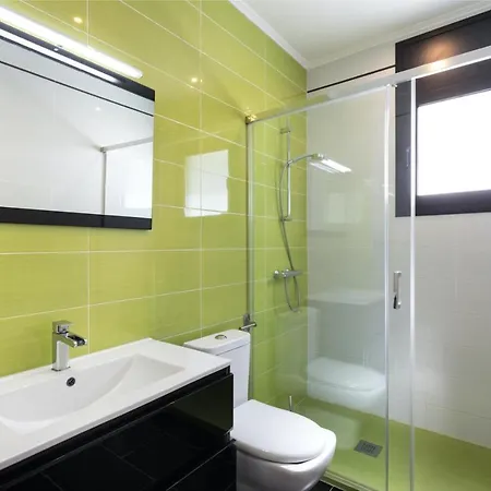 Family-friendly In With Private Pool Льорет-де-Мар